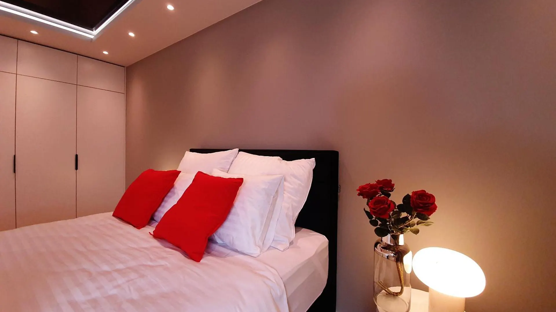 Jm Prestige Apartments - Quorum 16Th Floor Wroclaw 0*,